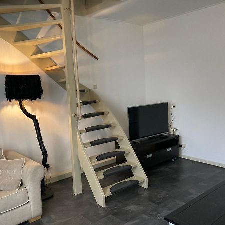 Fijn Vakantiehuis In Het Centrum Aan De Haven, Op Loopafstand Van De Zee En De Boot Naar Texel Den Helder Exterior photo